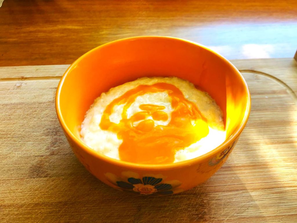 Pudding ryzowy z mango dla dziecka przepis od dietetyczki